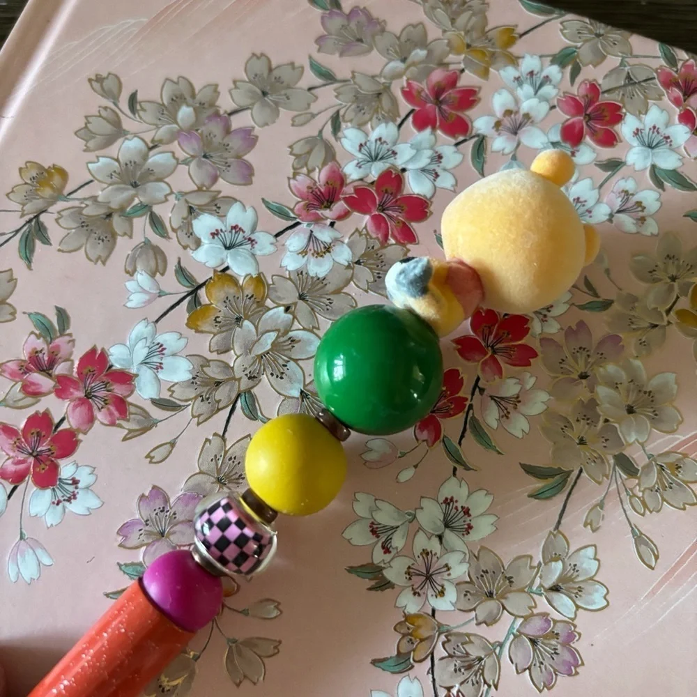 Disney Doorables: Winnie the Pooh: Pooh Bear soccer ball handmade beaded pen